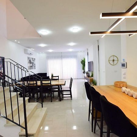 אמה וילה ריזורט Villa Hadera Exterior foto